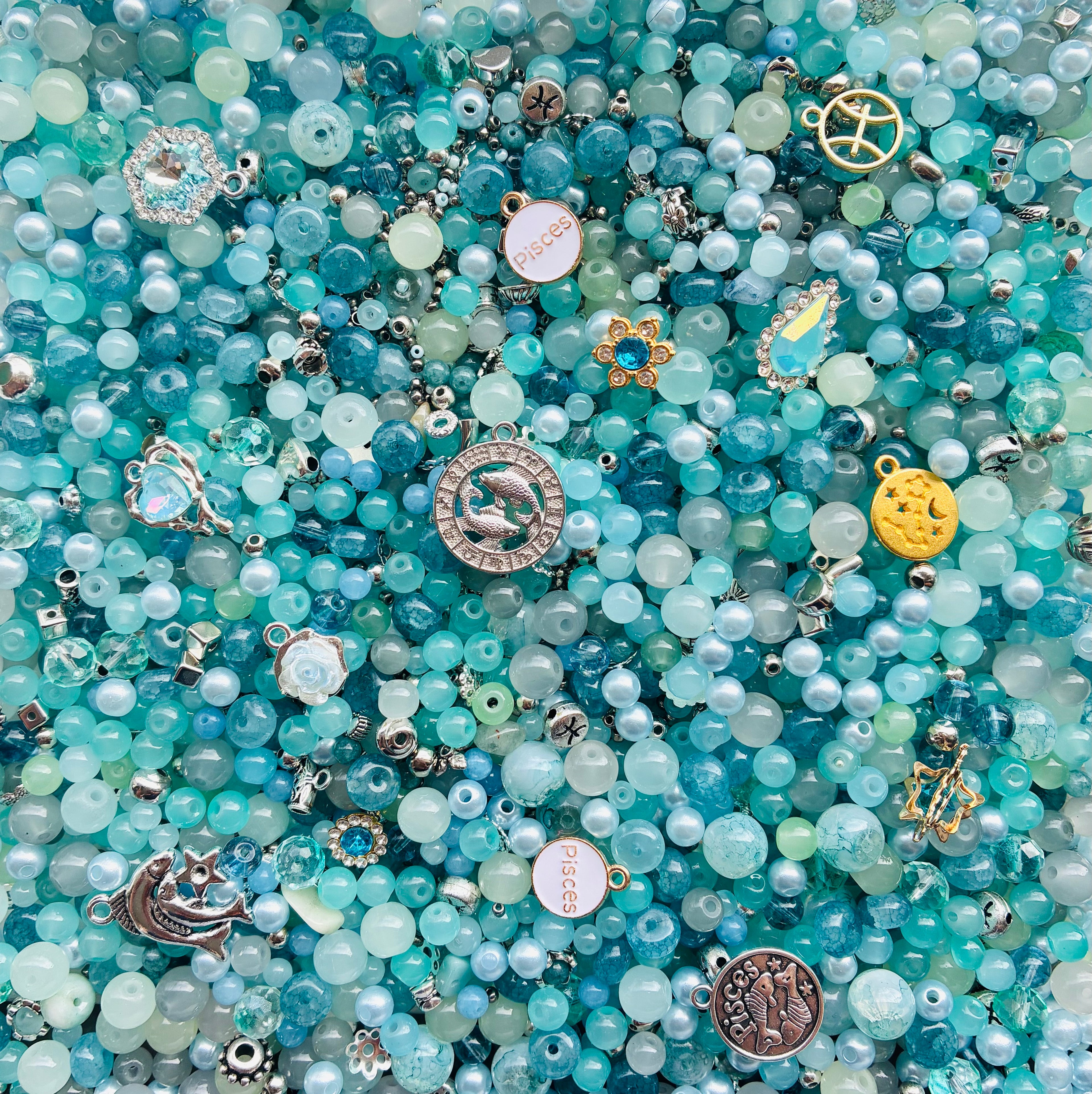 Pisces Zodiac Mix
