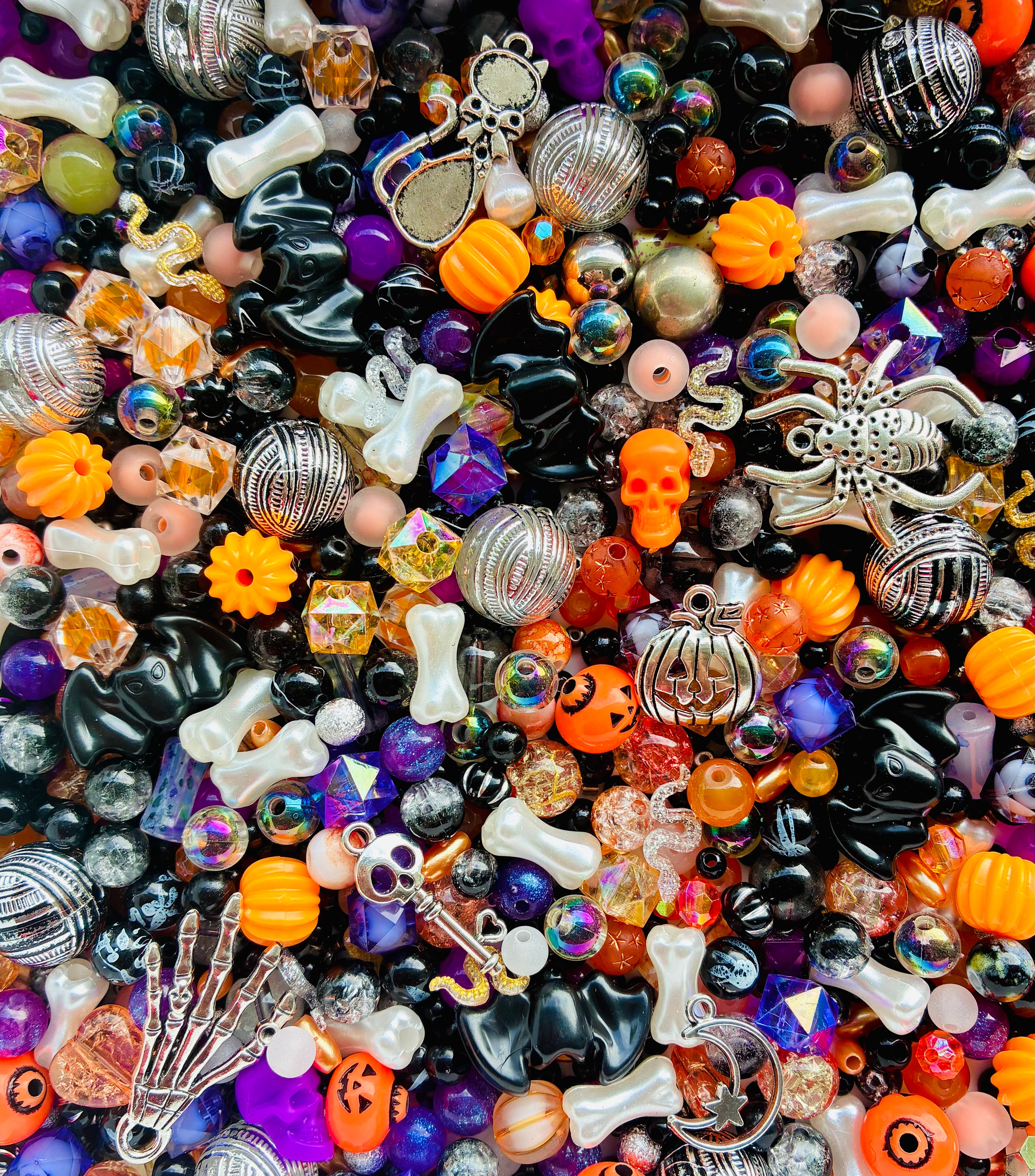 Ghosts & Ghouls Halloween Bead Mix