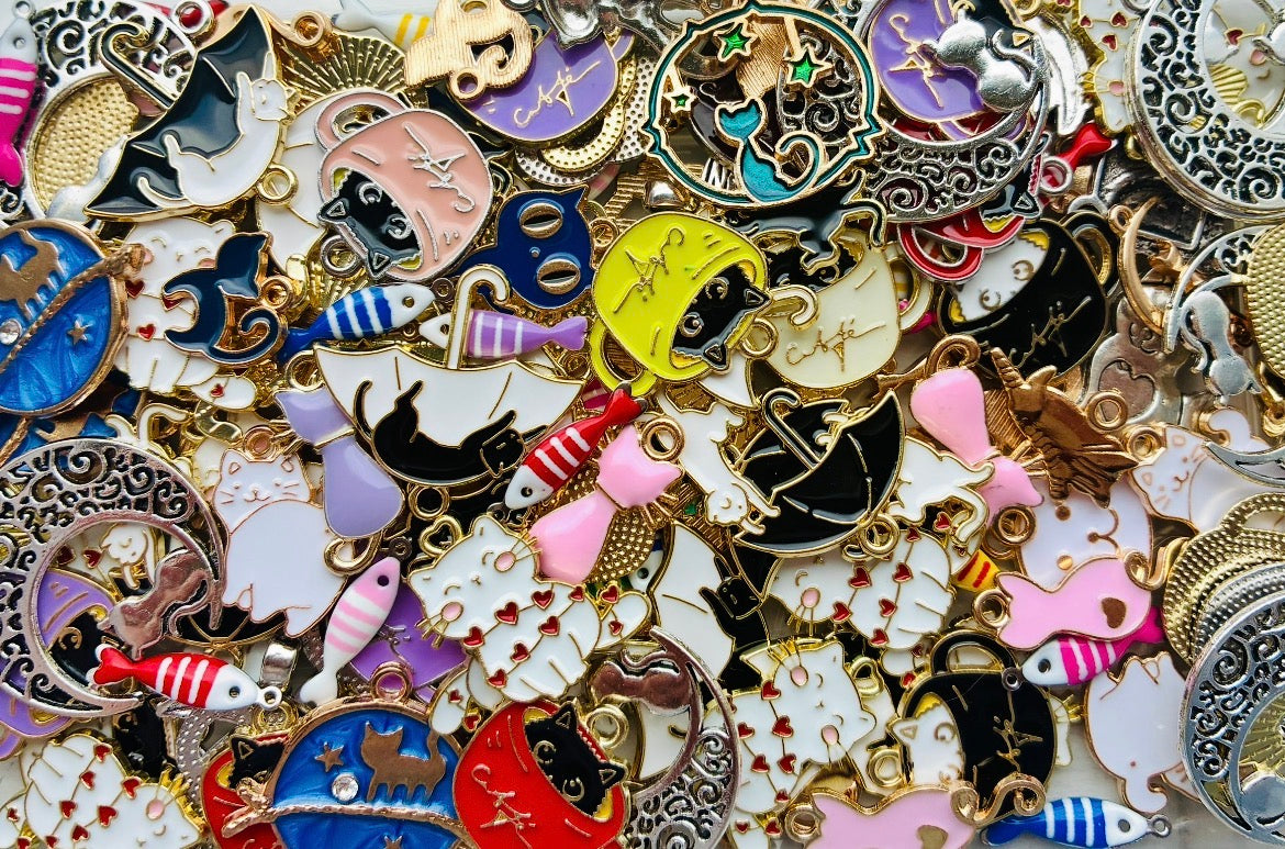 Purrfect Kitty Pendant Mix