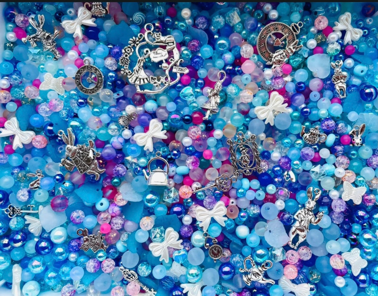 Alice in Wonderland Bead Mix